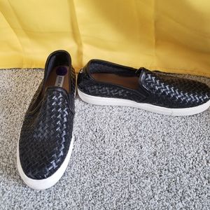 Steve Madden black slip ons Size 8.5